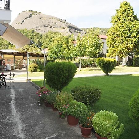 The Other Side Of Meteora With Lush Garden, Bbq & Pavillion Kalampáka Dış mekan fotoğraf