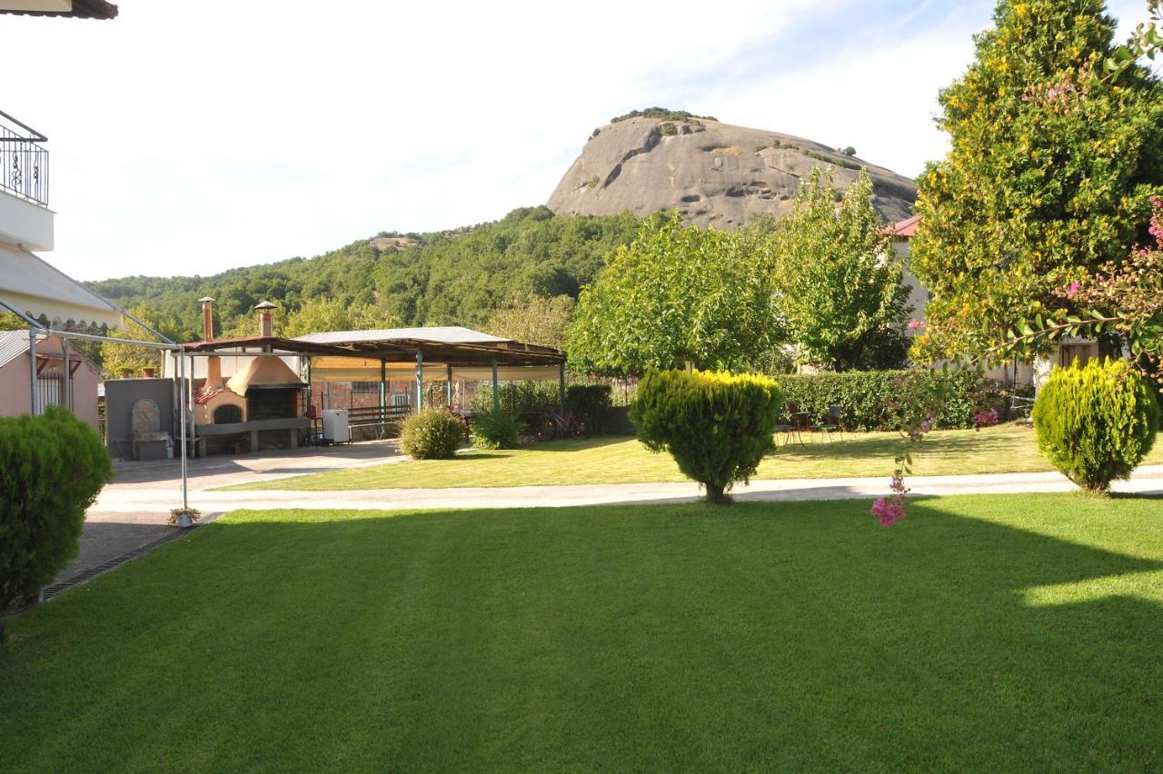 The Other Side Of Meteora With Lush Garden, Bbq & Pavillion Kalampáka Dış mekan fotoğraf